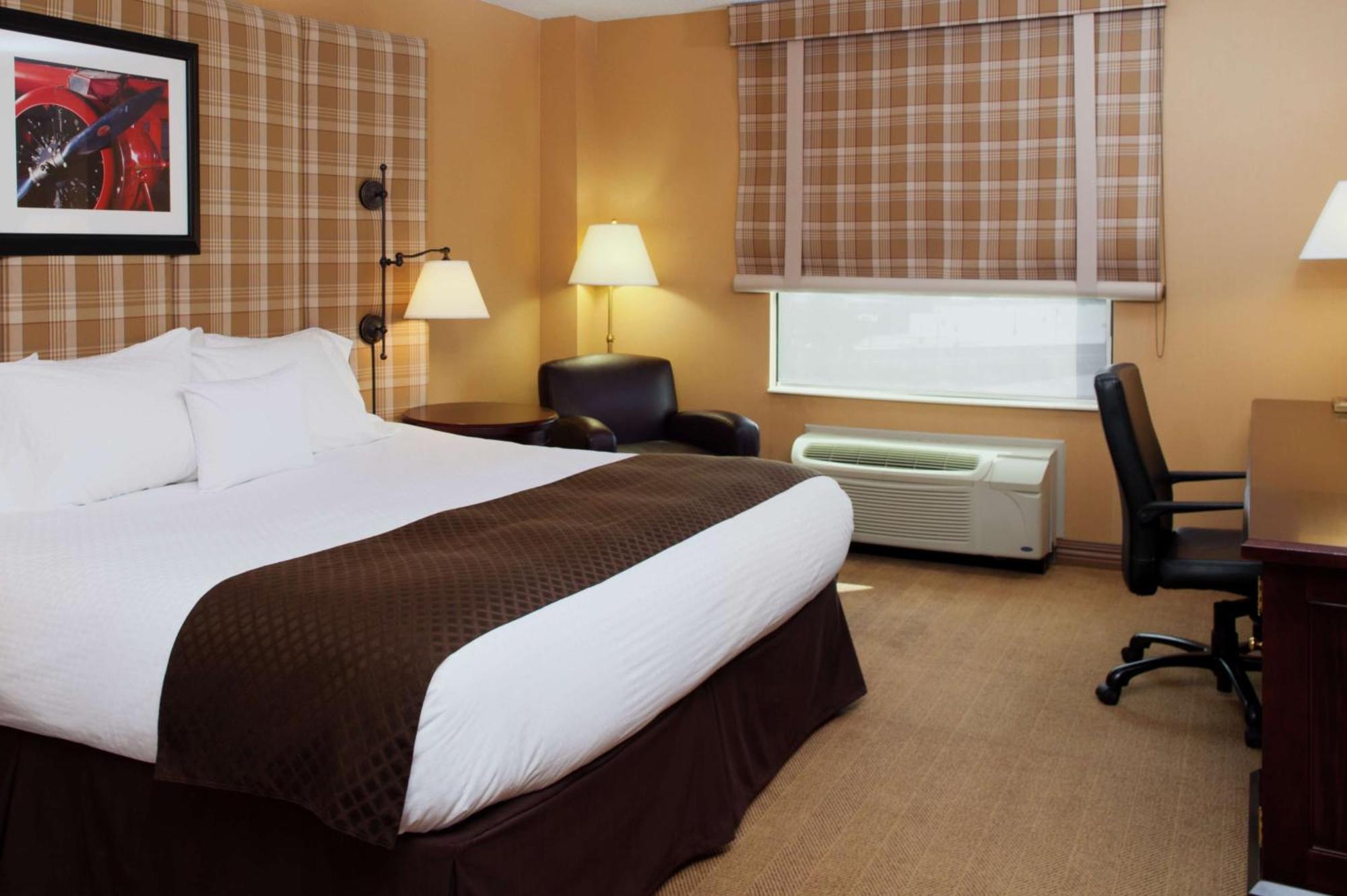 Doubletree By Hilton Cincinnati Airport Хеброн Экстерьер фото